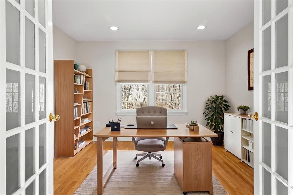 4 Davis Lane Georgetown, MA 01833 - Photo 16 of 42