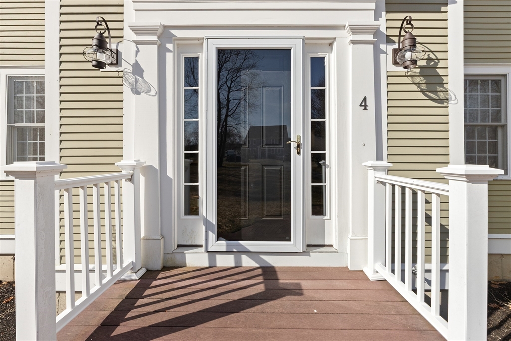 4 Davis Lane Georgetown, MA 01833 - Photo 2 of 42