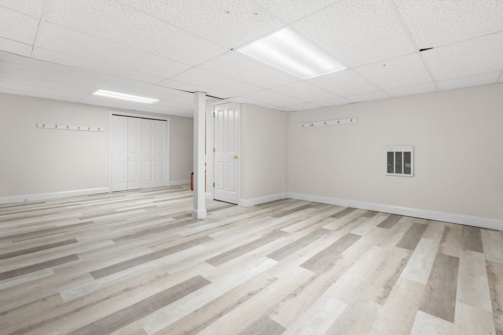 4 Davis Lane Georgetown, MA 01833 - Photo 35 of 42