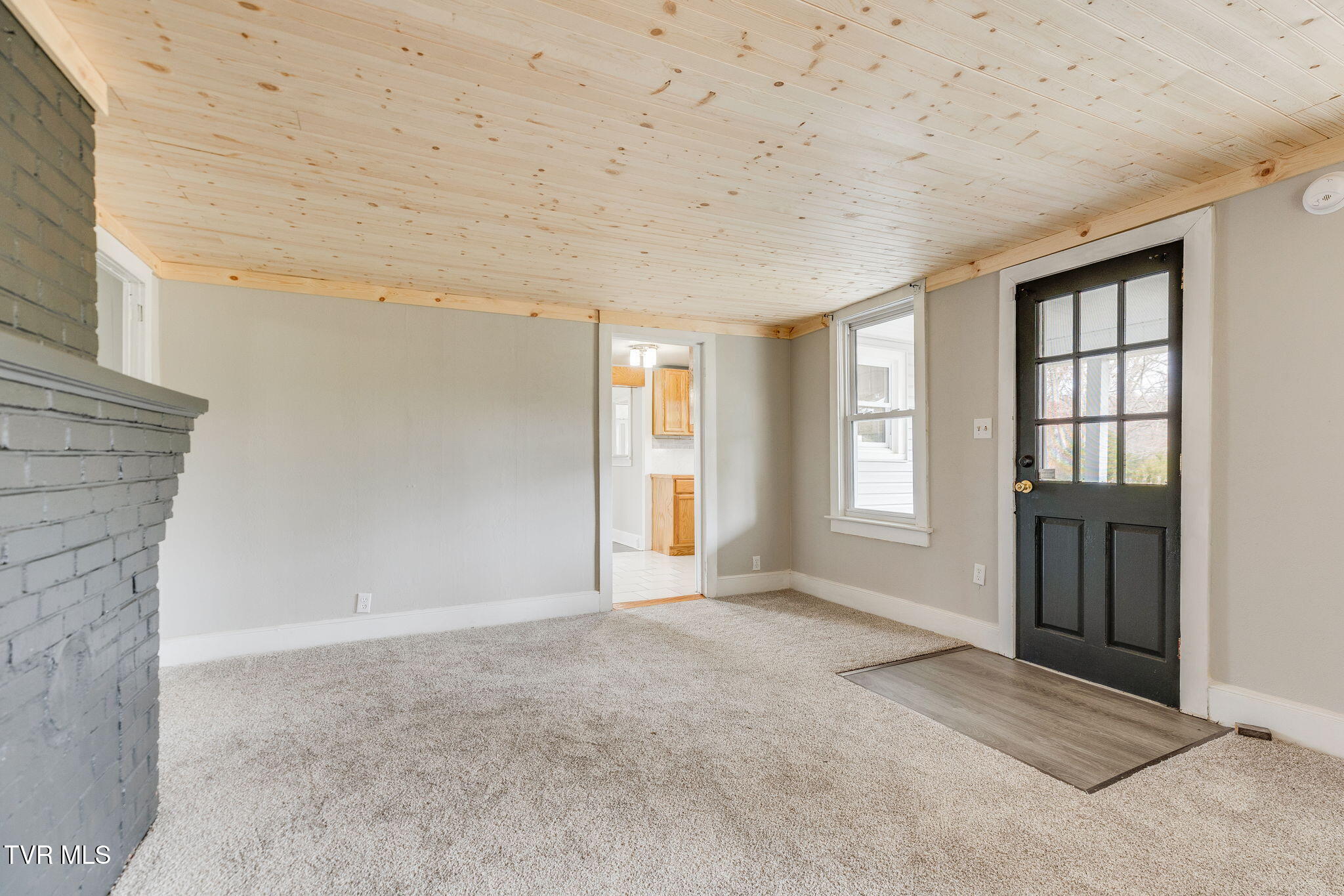 1013 Egypt Road Bluff City, TN 37618 - Photo 13 of 31 006