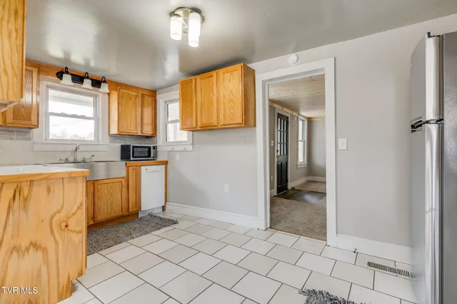 $174,250 | 1013 Egypt Road, Bluff City, TN 37618