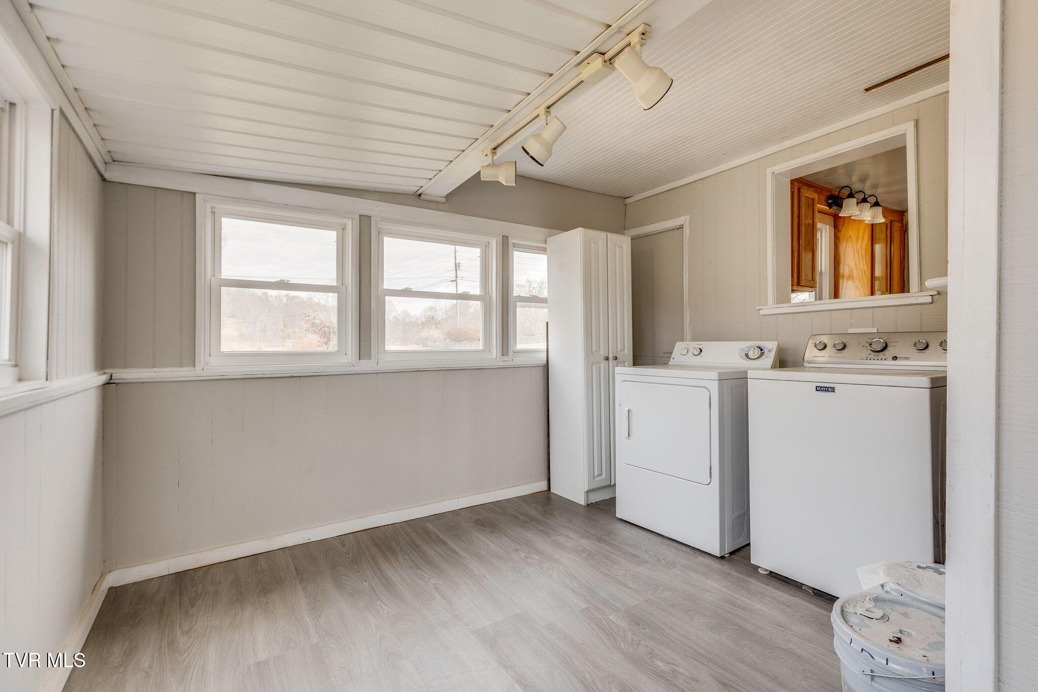 1013 Egypt Road Bluff City, TN 37618 - Photo 17 of 31 024