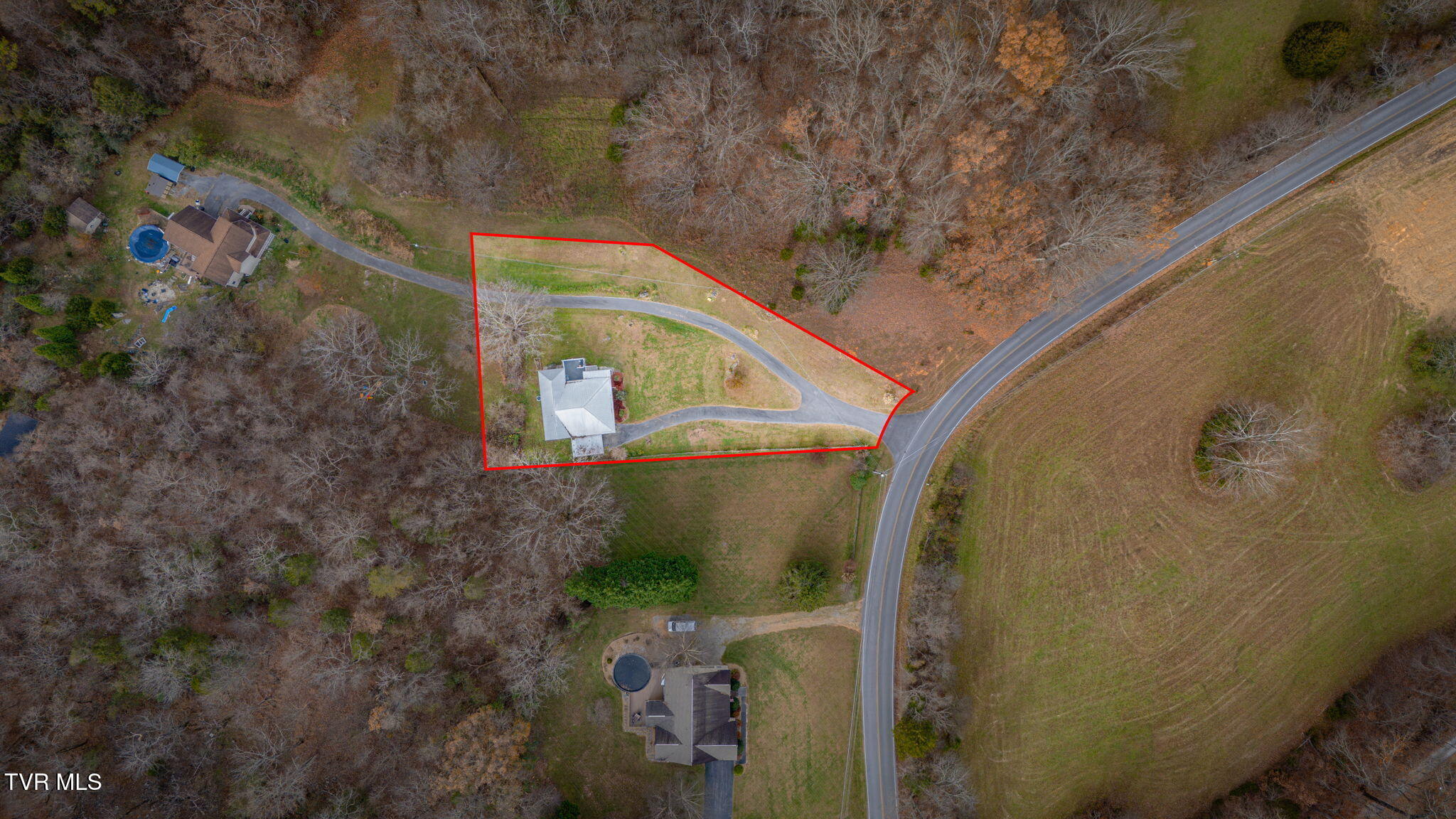 1013 Egypt Road Bluff City, TN 37618 - Photo 9 of 31 105a