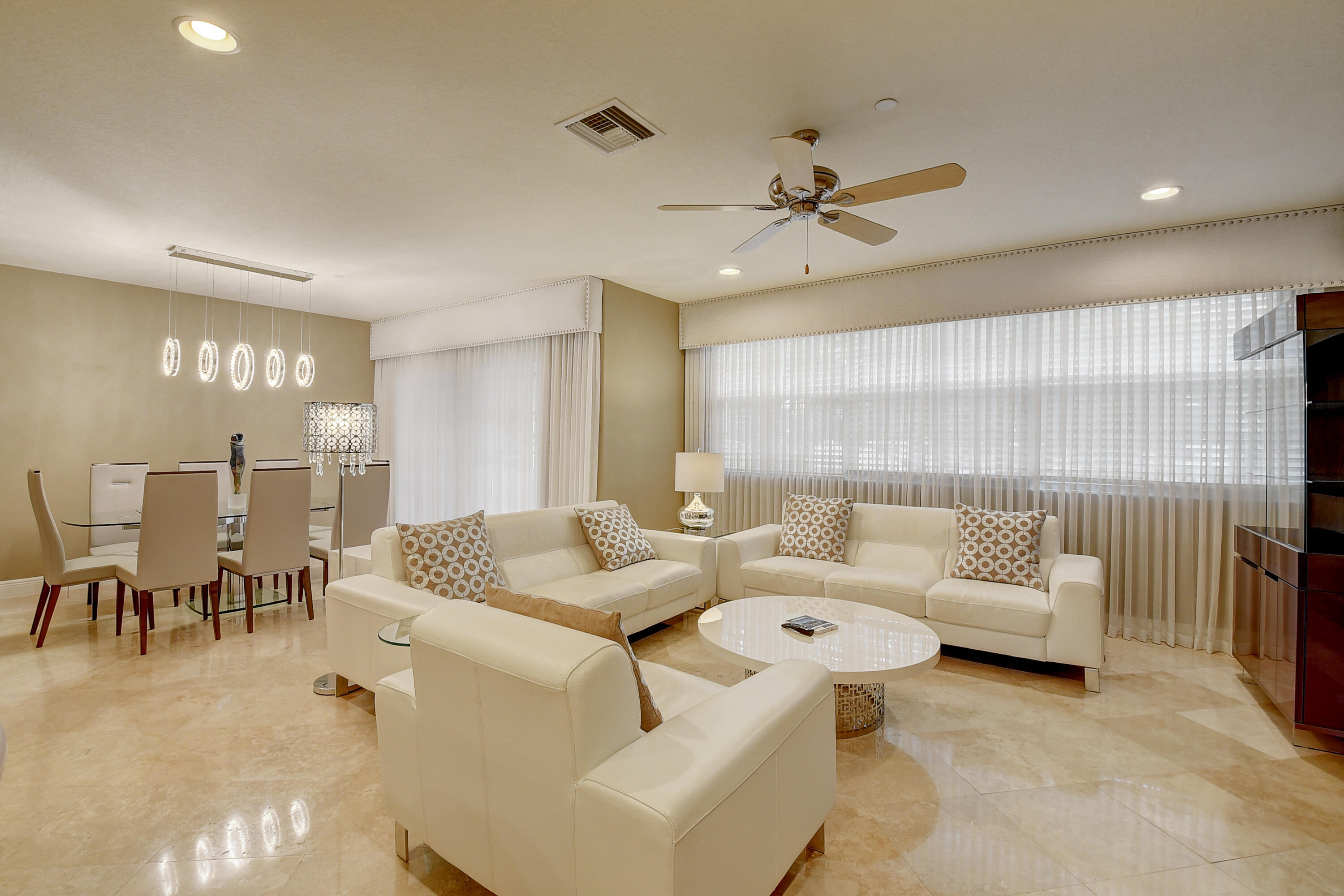 5645 Northeast Trieste Way Boca Raton, FL 33487 - Photo 8 of 36 Living room