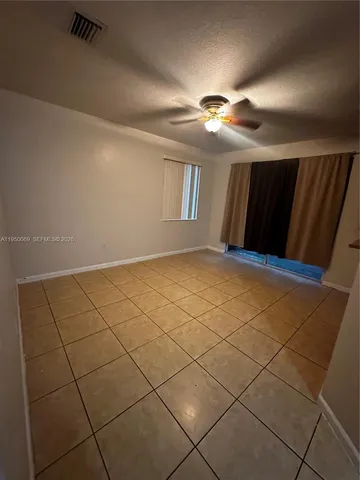 $2,495 | 2818 Southeast 15th Road, Unit 28, Homestead, FL 33035