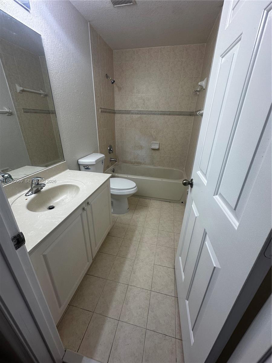 2818 Southeast 15th Road, Unit 28 Homestead, FL 33035 - Photo 29 of 44