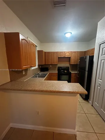 $2,495 | 2818 Southeast 15th Road, Unit 28, Homestead, FL 33035