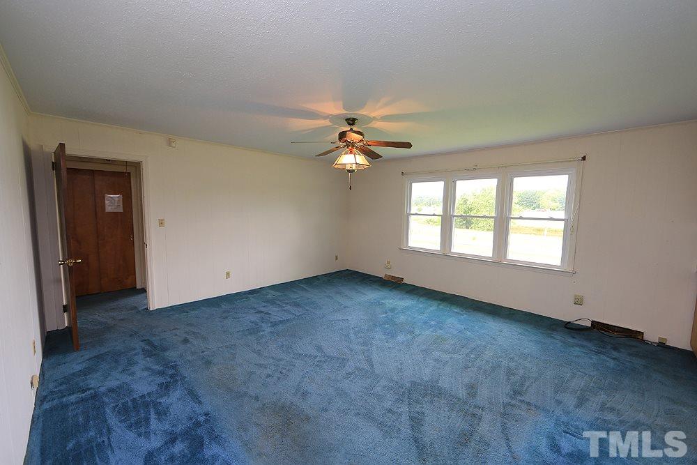1636 White Level Road Louisburg, NC 27549 - Photo 4 of 13 Gallery Image 4
