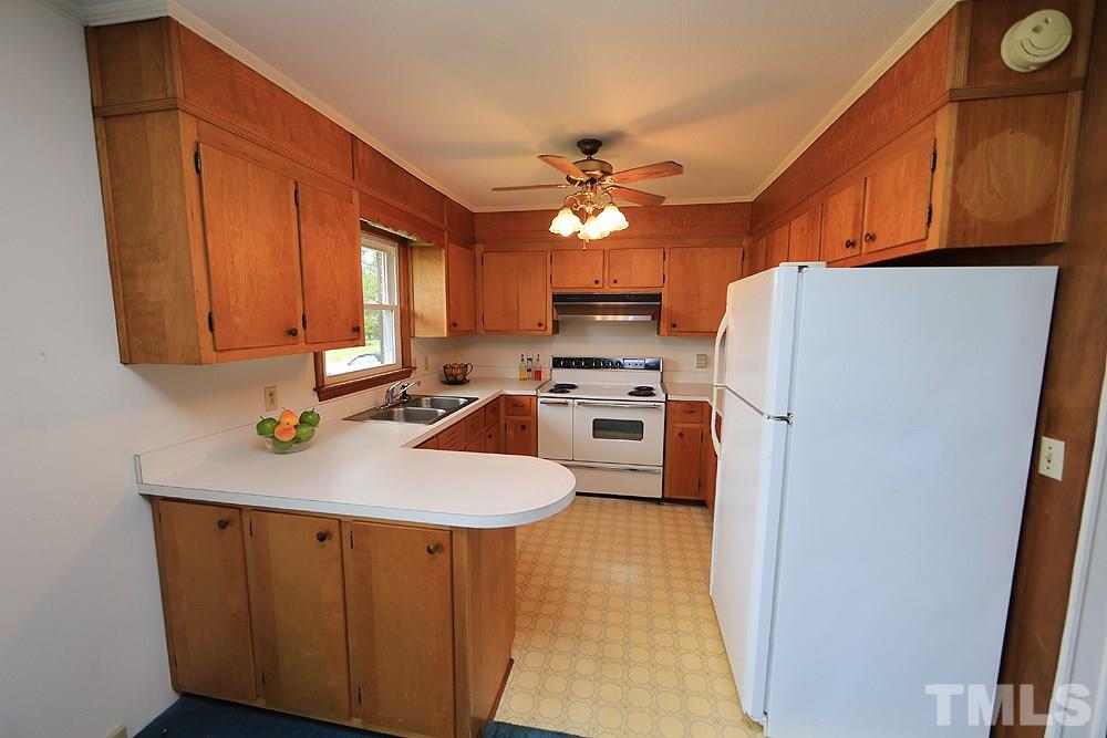 1636 White Level Road Louisburg, NC 27549 - Photo 5 of 13 Gallery Image 5