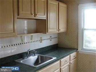 1227 Victoria Road Warminster, PA 18974 - Photo 3 of 8 Kitchen