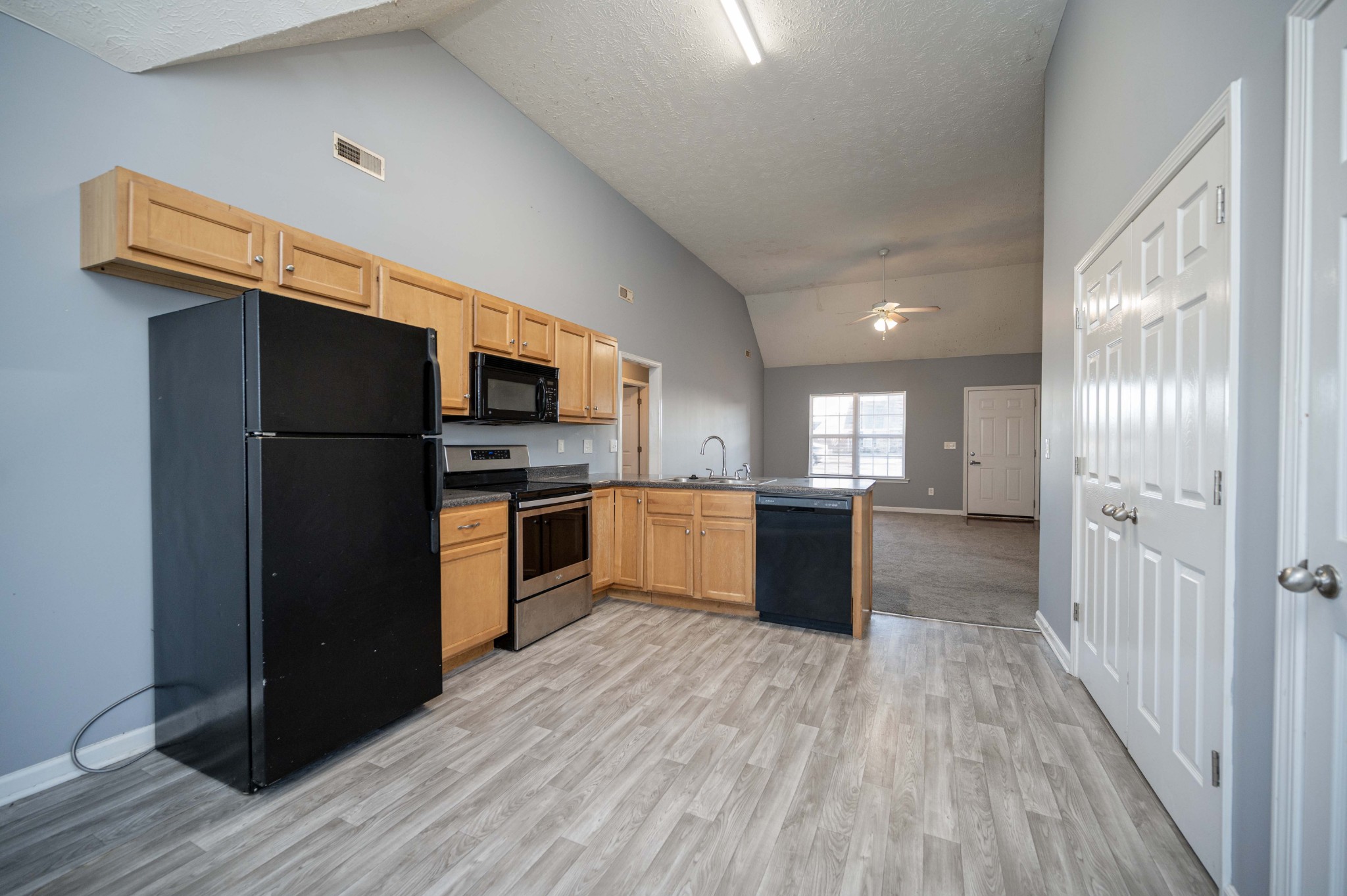 3039 Ridgewood Drive Christiana, TN 37037 - Photo 11 of 20 a kitchen with a refrigerator and a oven