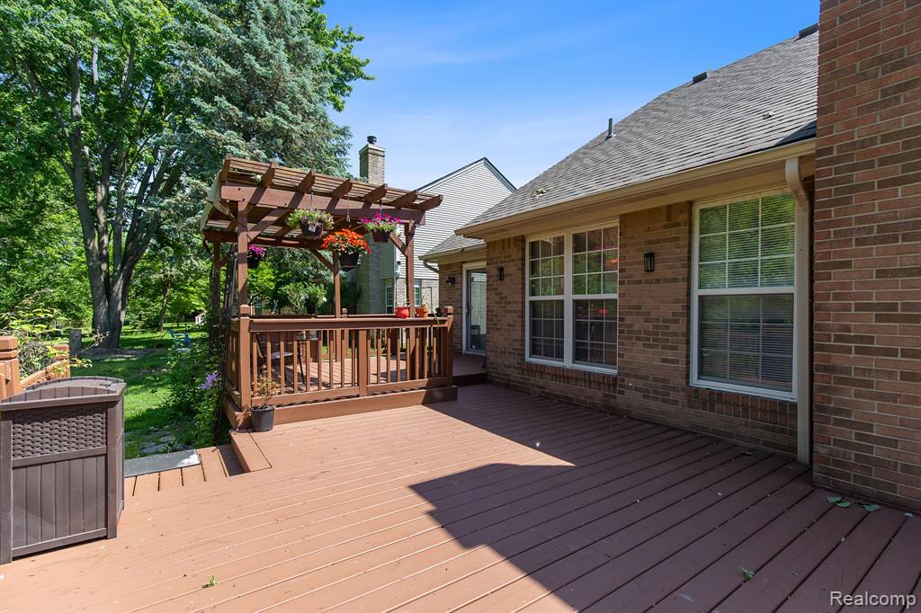 1556 Dunston Road Canton, MI 48188 - Photo 6 of 32