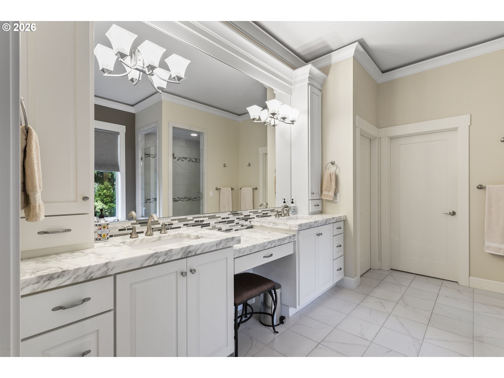 1401 Southwest 39th Circle Battle Ground, WA 98604 - Photo 20 of 46 En Suite Bathroom