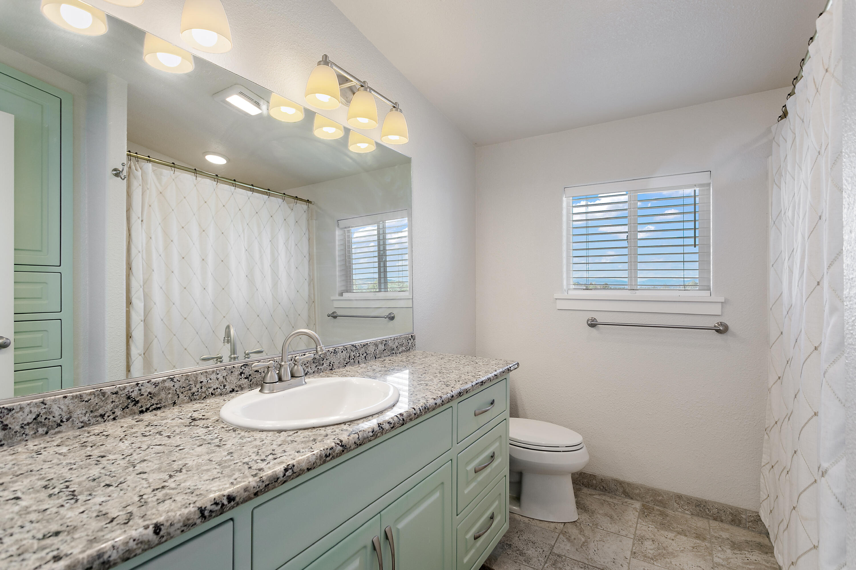 4685 Antelope Road White City, OR 97503 - Photo 22 of 68 Antelope-8334