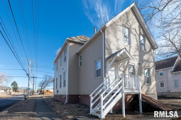 $175,000 | 1831 North Linn Street, Peoria, IL 61604