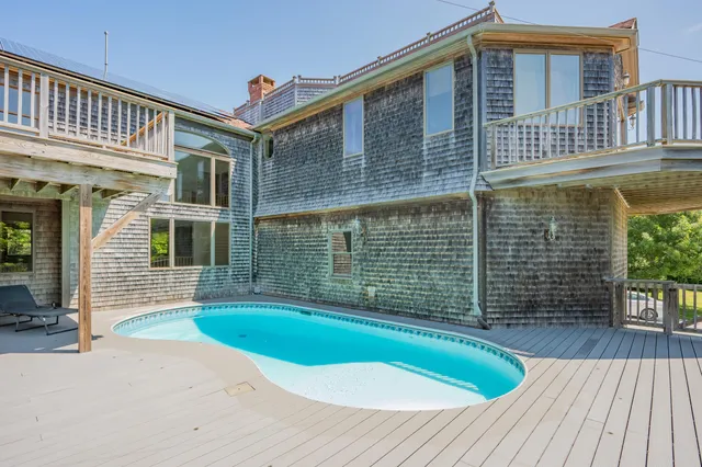 $1,999,900 | 9 Priest Road, Truro, MA 02666