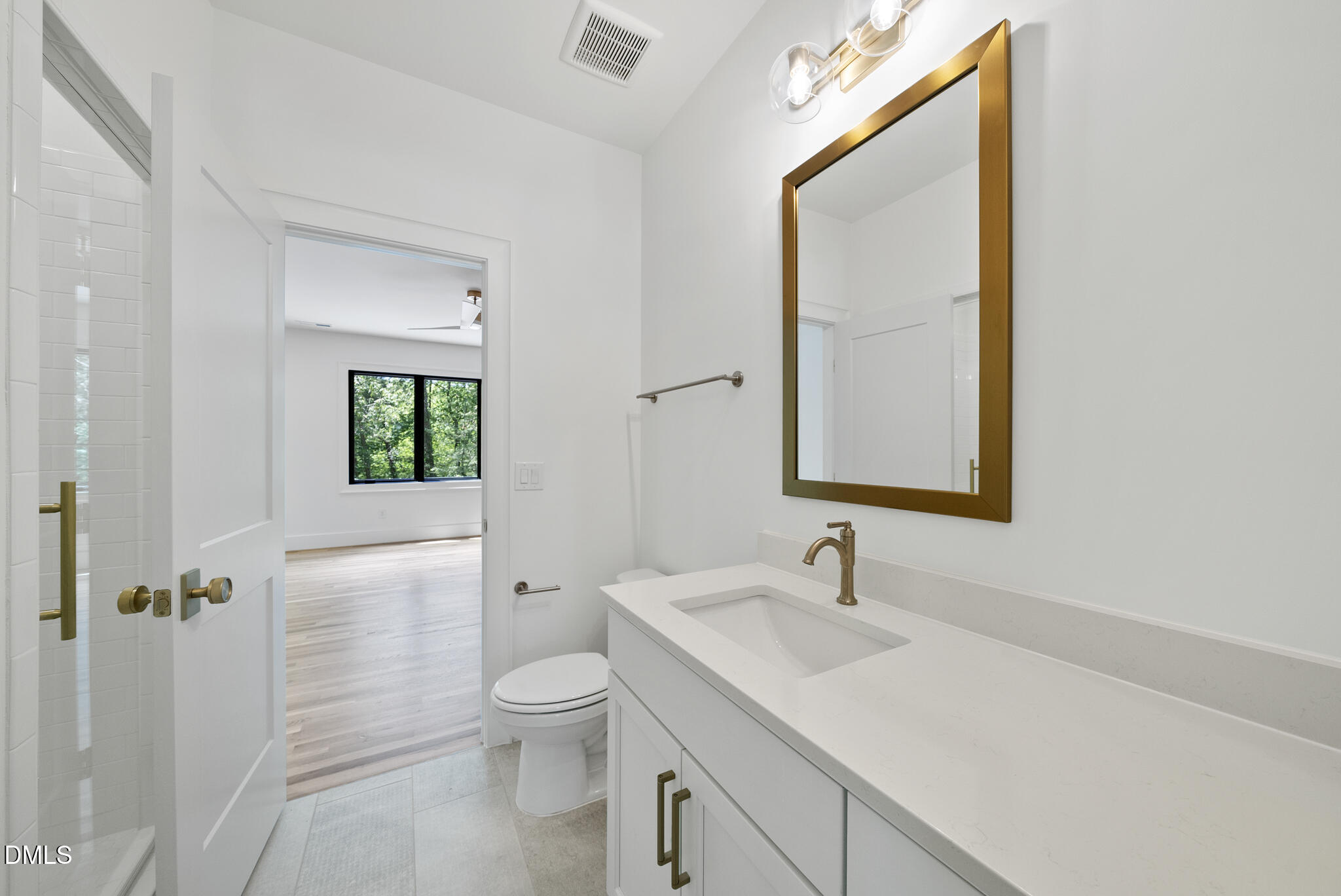 1609 Ridge Road Raleigh, NC 27607 - Photo 36 of 62 Secondary Bath