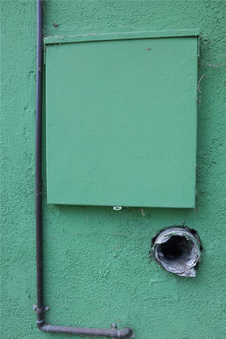 309 West Reeve Street Compton, CA 90220 - Photo 35 of 37 a room with a small yard