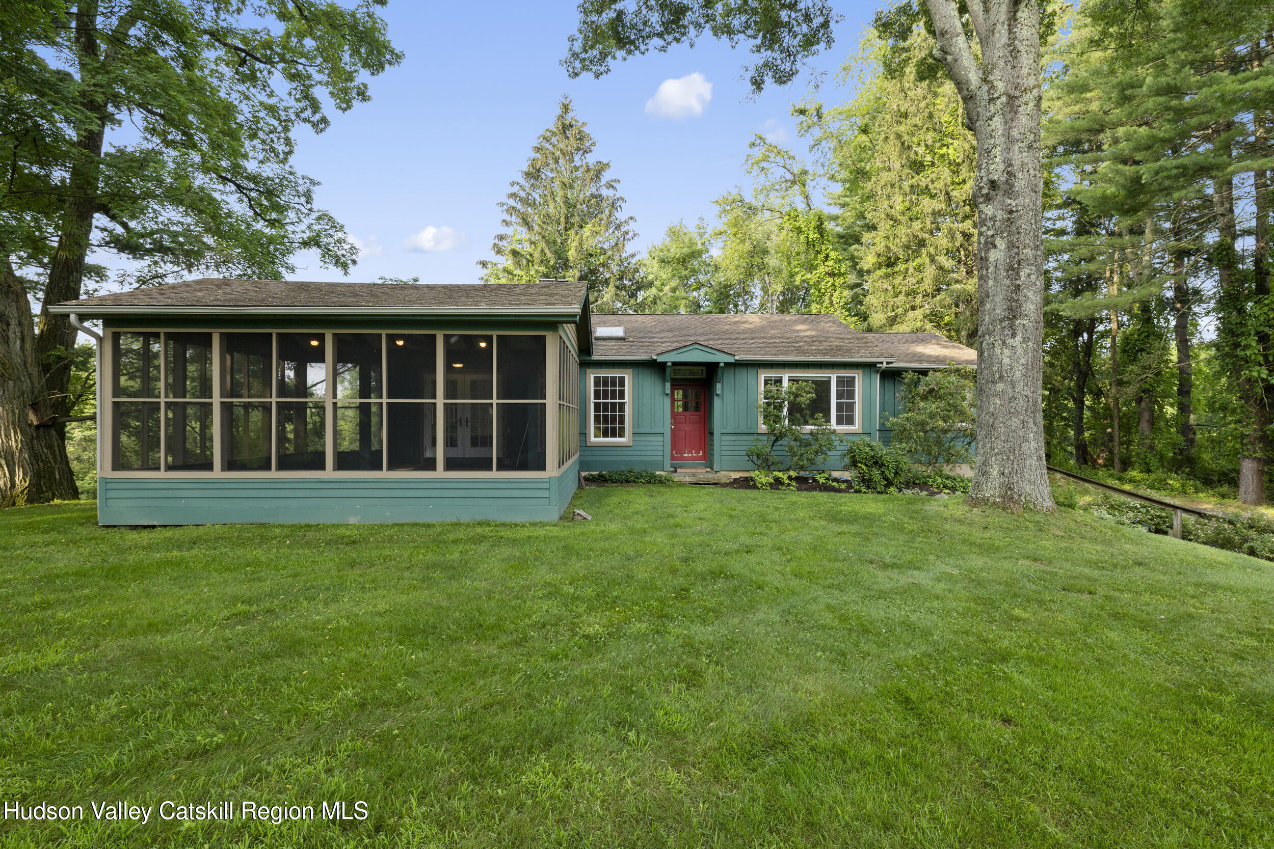 293 Pine Bush Road Stone Ridge, NY 12484 - Photo 4 of 31 4_img_5872
