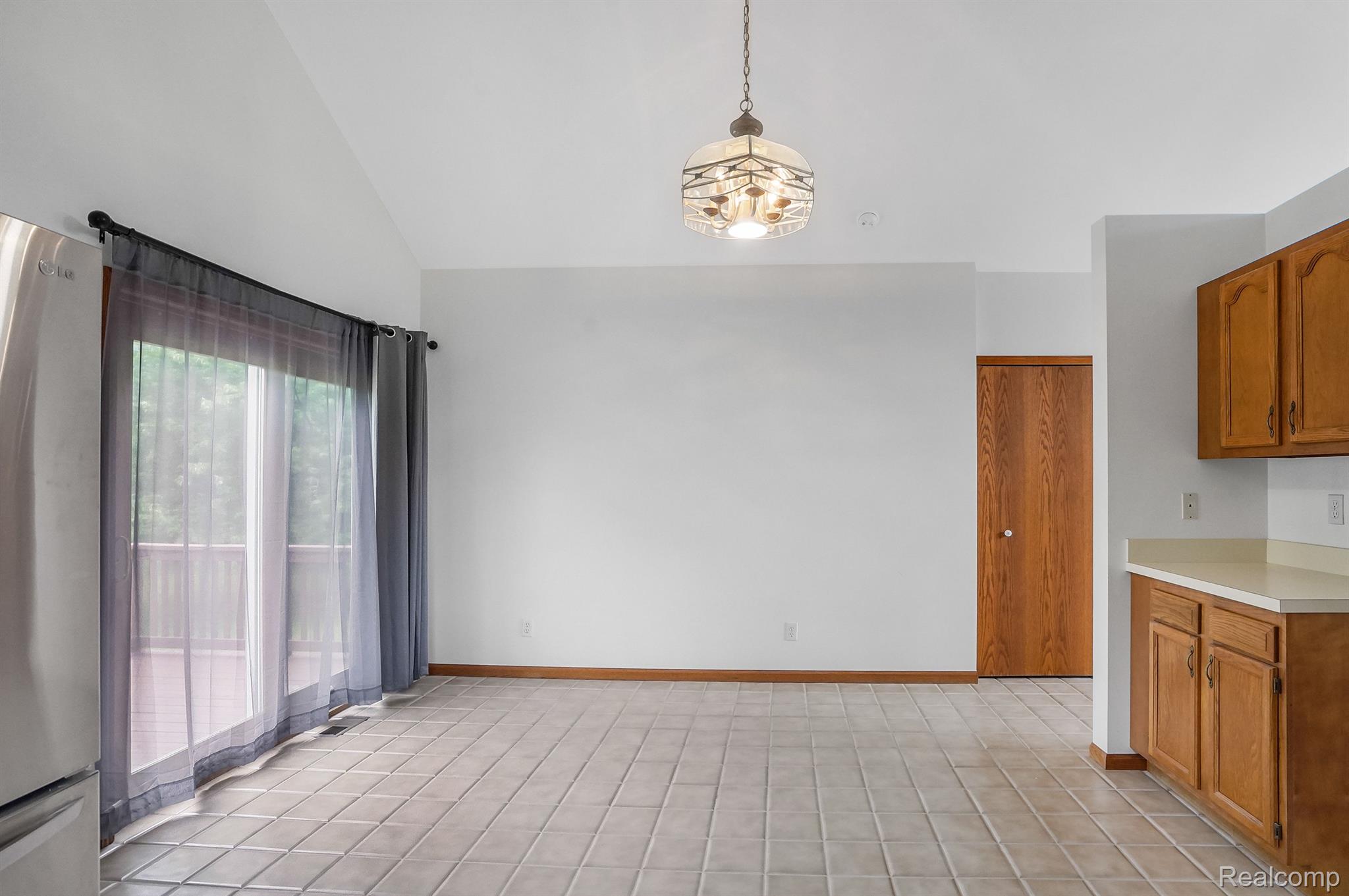 6796 North Fowlerville Road Fowlerville, MI 48836 - Photo 12 of 28 Gallery Image 12