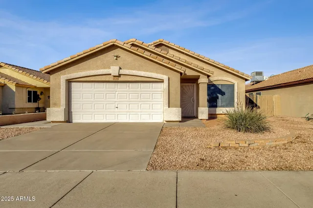 $435,000 | 3236 West Lone Cactus Drive, Phoenix, AZ 85027
