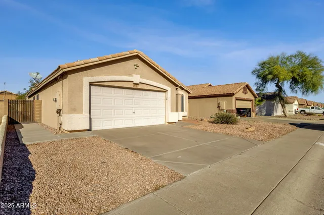 $435,000 | 3236 West Lone Cactus Drive, Phoenix, AZ 85027