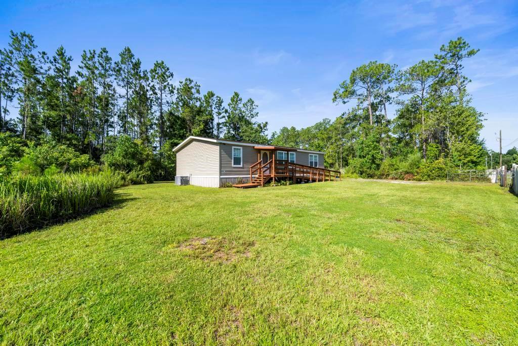 23400 Panther Road Astor, FL 32102 - Photo 33 of 35