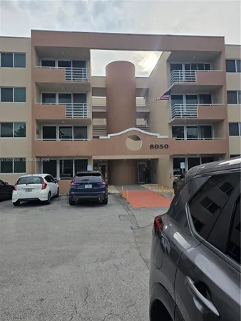 $2,200 | 8050 Northwest 8th Street, Unit 110, Miami, FL 33126