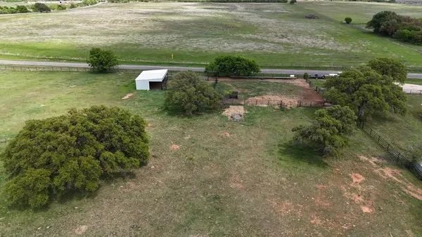 $2,400,000 | 6500 Farm To Market 586, Bangs, TX 76823