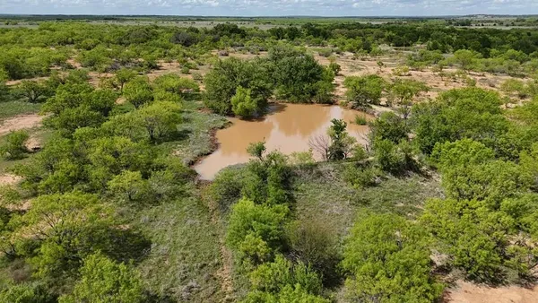 $2,400,000 | 6500 Farm To Market 586, Bangs, TX 76823