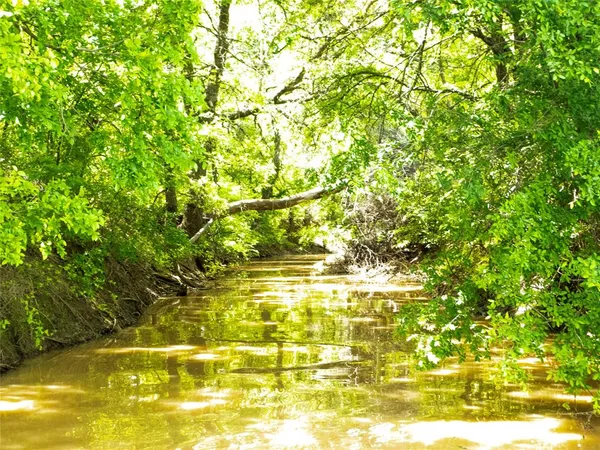 $2,400,000 | 6500 Farm To Market 586, Bangs, TX 76823