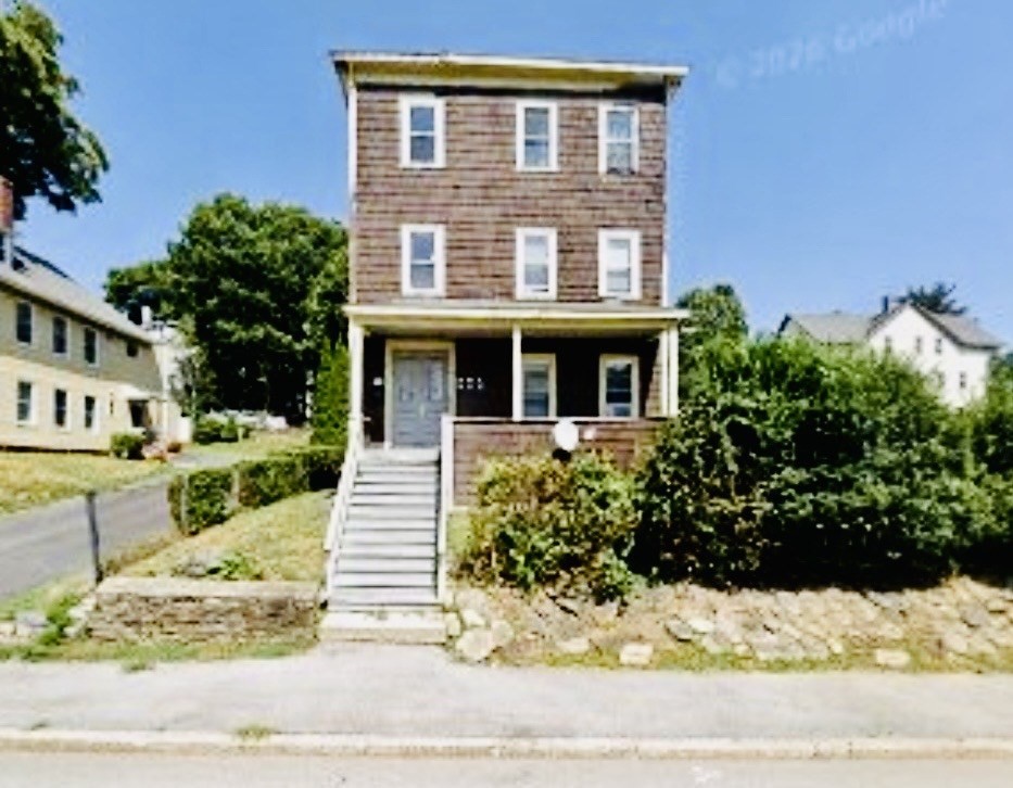 211 Vernon Street, Unit 3 Worcester, MA 01607 - Photo 2 of 10