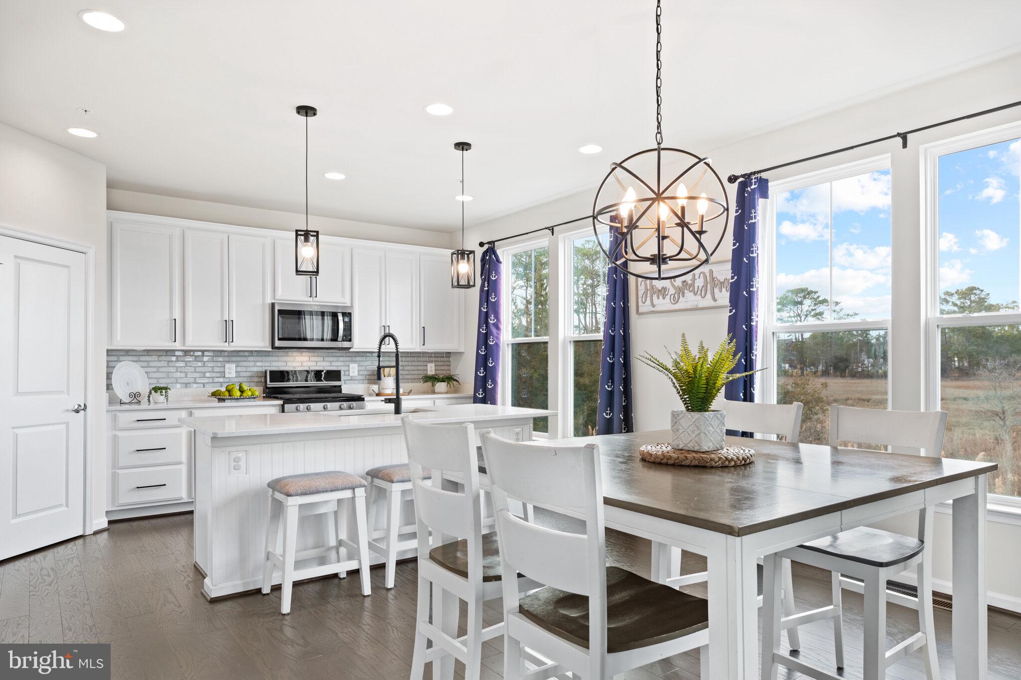 10321 Quarter Deck Lane Berlin, MD 21811 - Photo 10 of 58 Dining/Kitchen