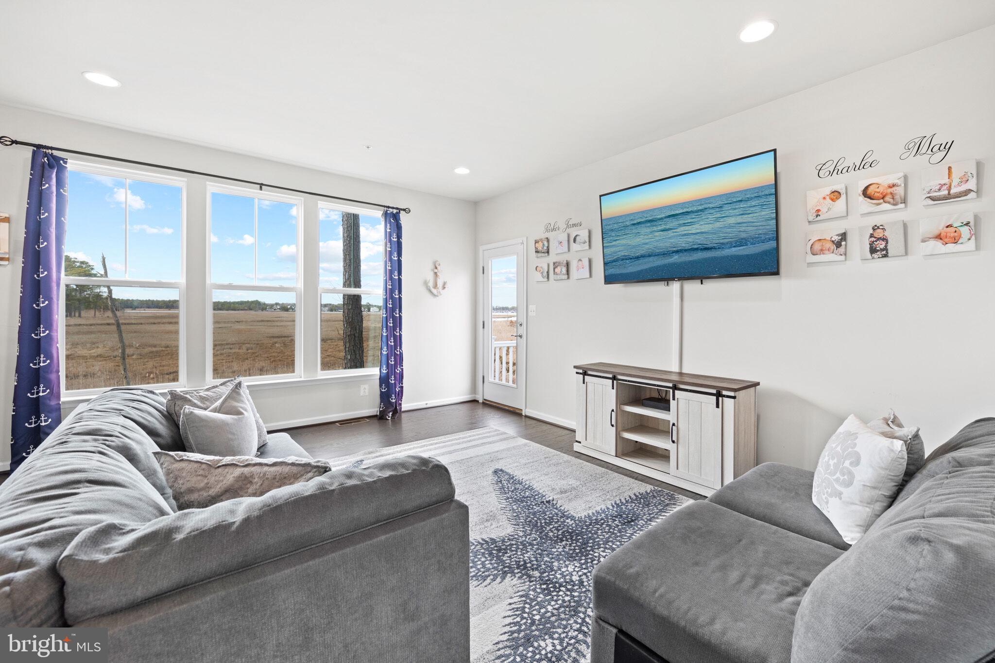 10321 Quarter Deck Lane Berlin, MD 21811 - Photo 15 of 58 Family Room