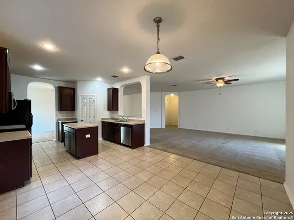 $1,892 | 15338 Nesting Way, San Antonio, TX 78253