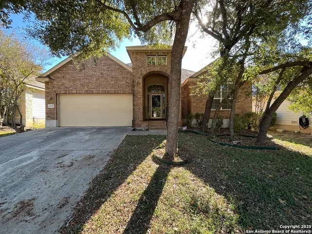 a view of a tennis court