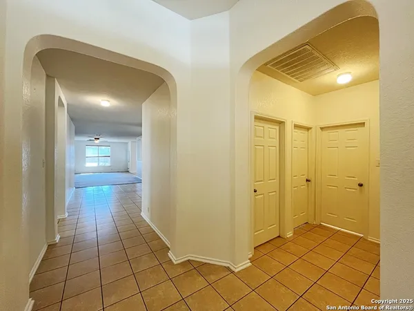 $1,892 | 15338 Nesting Way, San Antonio, TX 78253