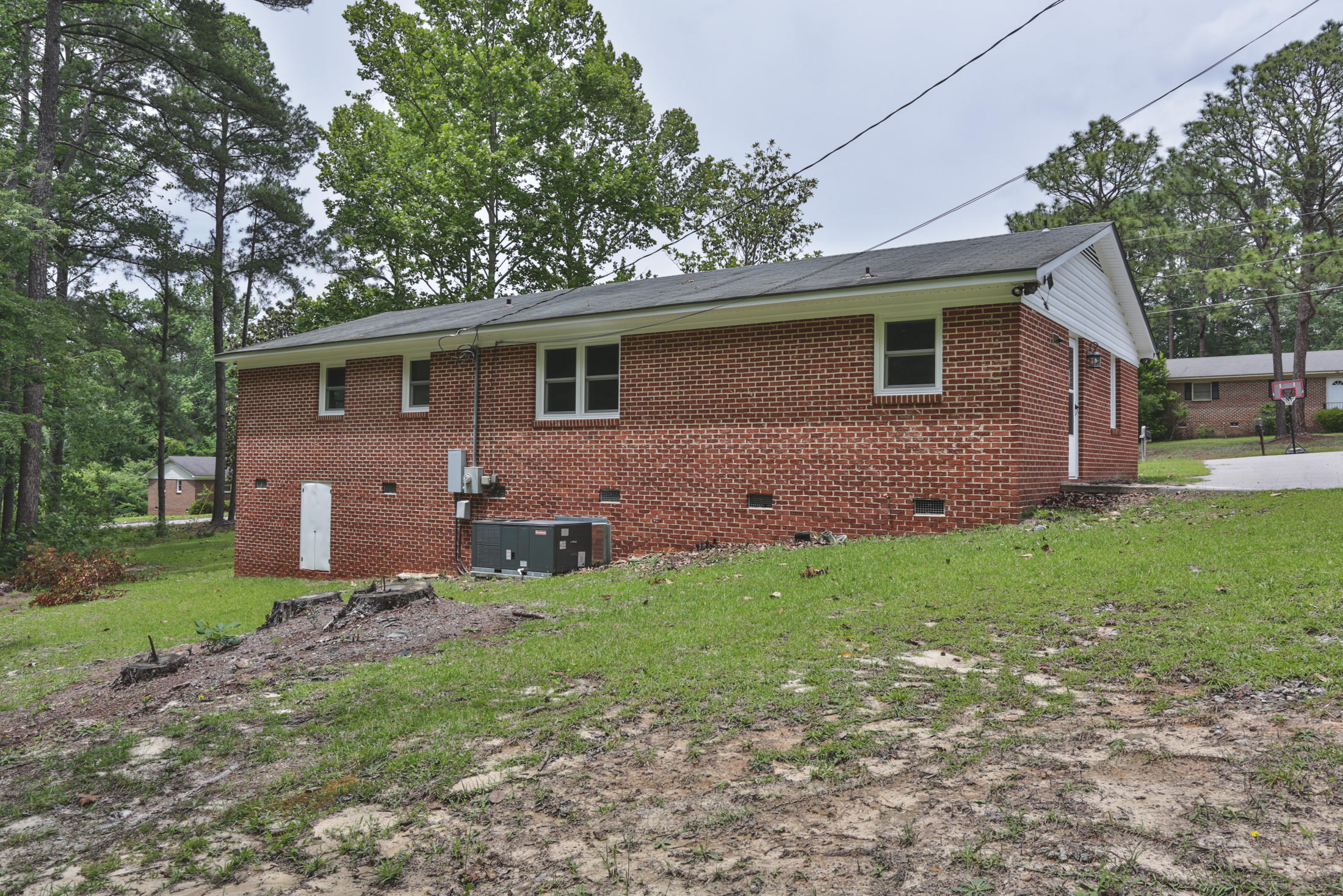 103 Sams Road Hamlet, NC 28345 - Photo 5 of 27 2Z1A9854