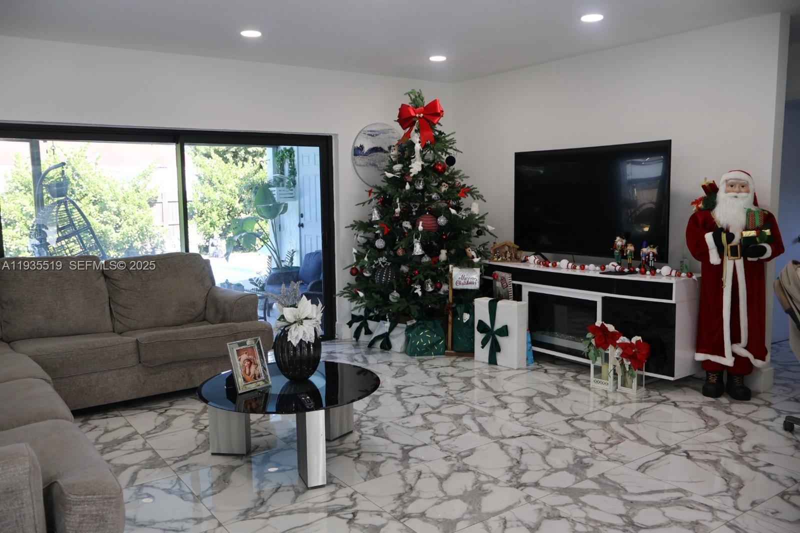 10801 Southwest 171st Street Miami, FL 33157 - Photo 12 of 48