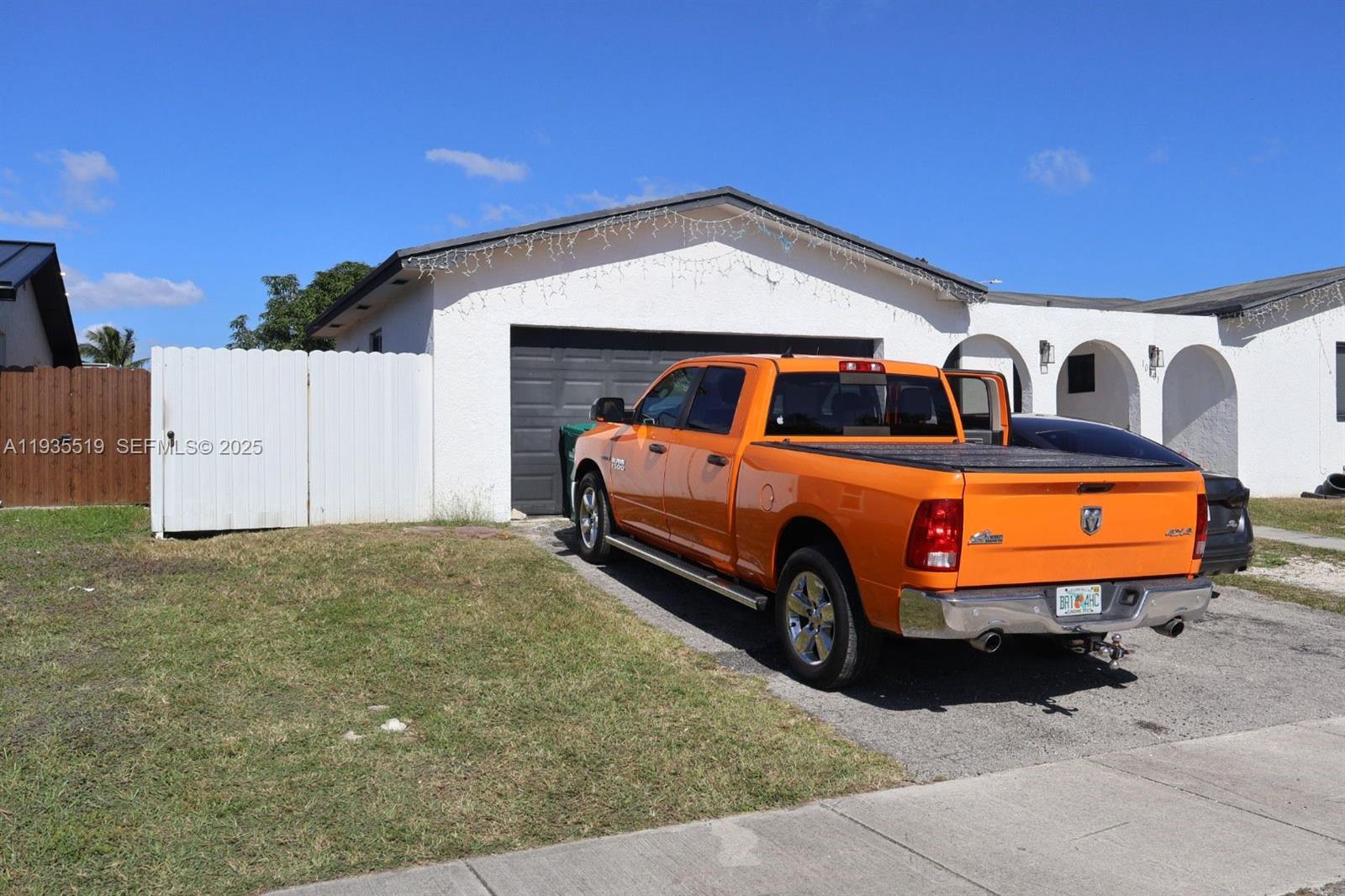 10801 Southwest 171st Street Miami, FL 33157 - Photo 5 of 48