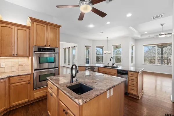 $535,000 | 7031 Ridge Pl Circle, Tyler, TX 75703