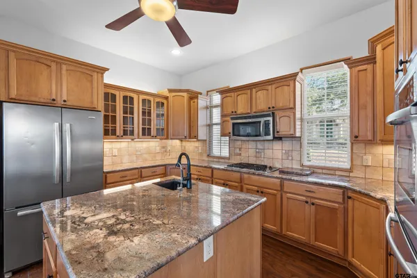 $535,000 | 7031 Ridge Pl Circle, Tyler, TX 75703