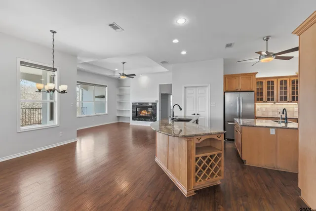 $575,000 | 7031 Ridge Pl Circle, Tyler, TX 75703