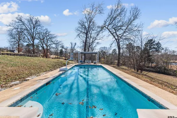 $535,000 | 7031 Ridge Pl Circle, Tyler, TX 75703