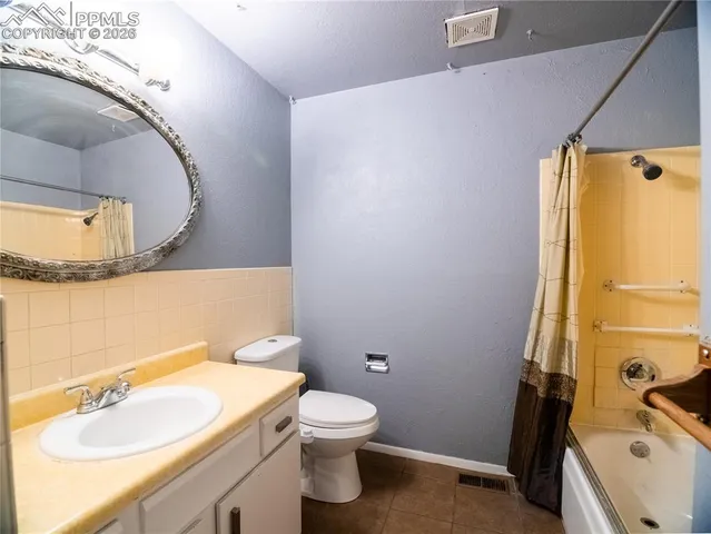 $334,000 | 45 Belvista Court, Pueblo, CO 81001