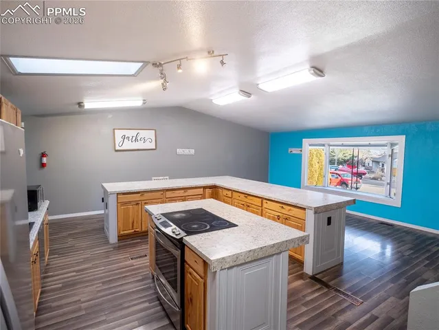 $334,000 | 45 Belvista Court, Pueblo, CO 81001