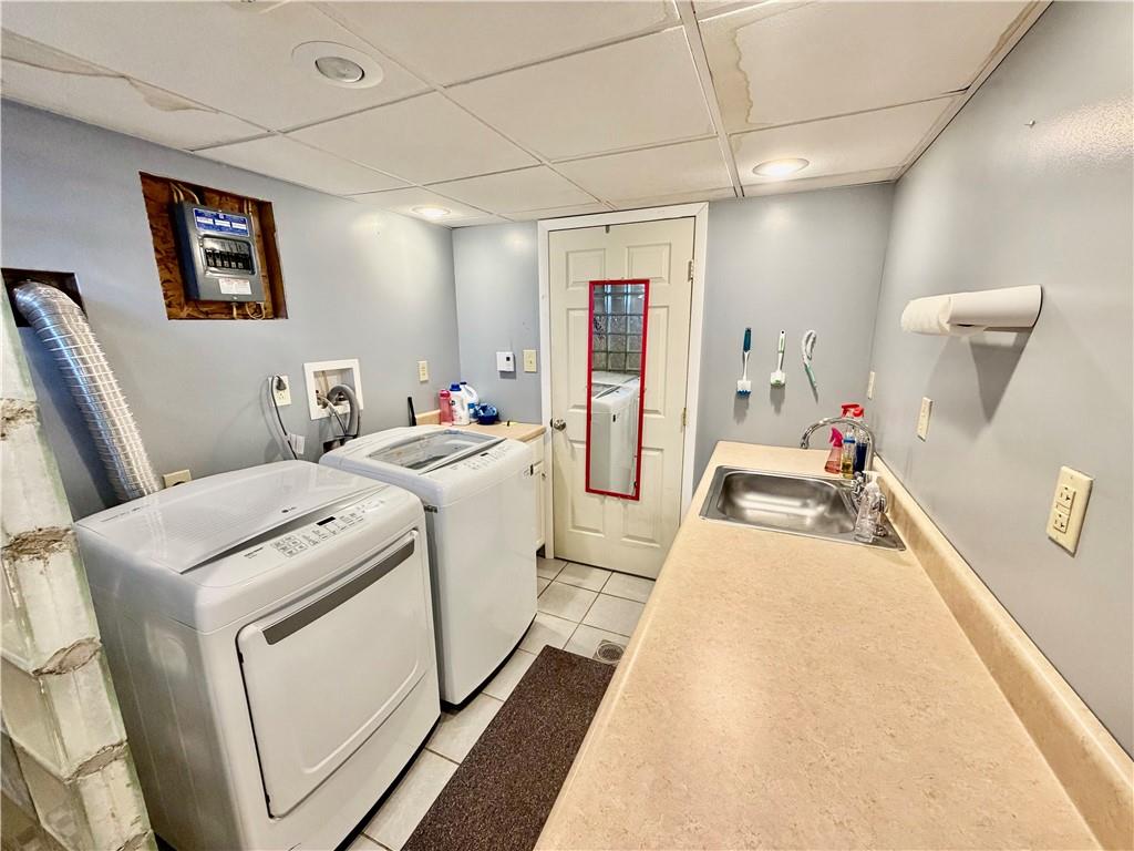 121 Kemar Drive Butler, PA 16002 - Photo 24 of 31 a bed room with a bed and furniture