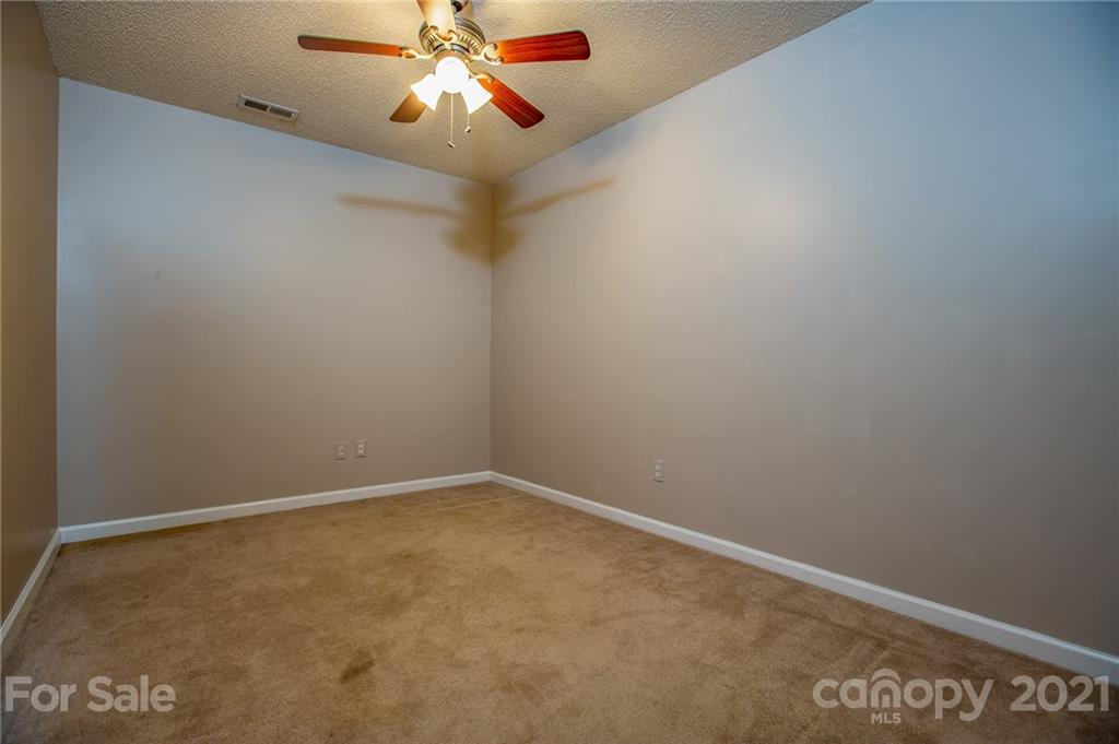 210 Riene Road Swannanoa, NC 28778 - Photo 11 of 37 Gallery Image 11