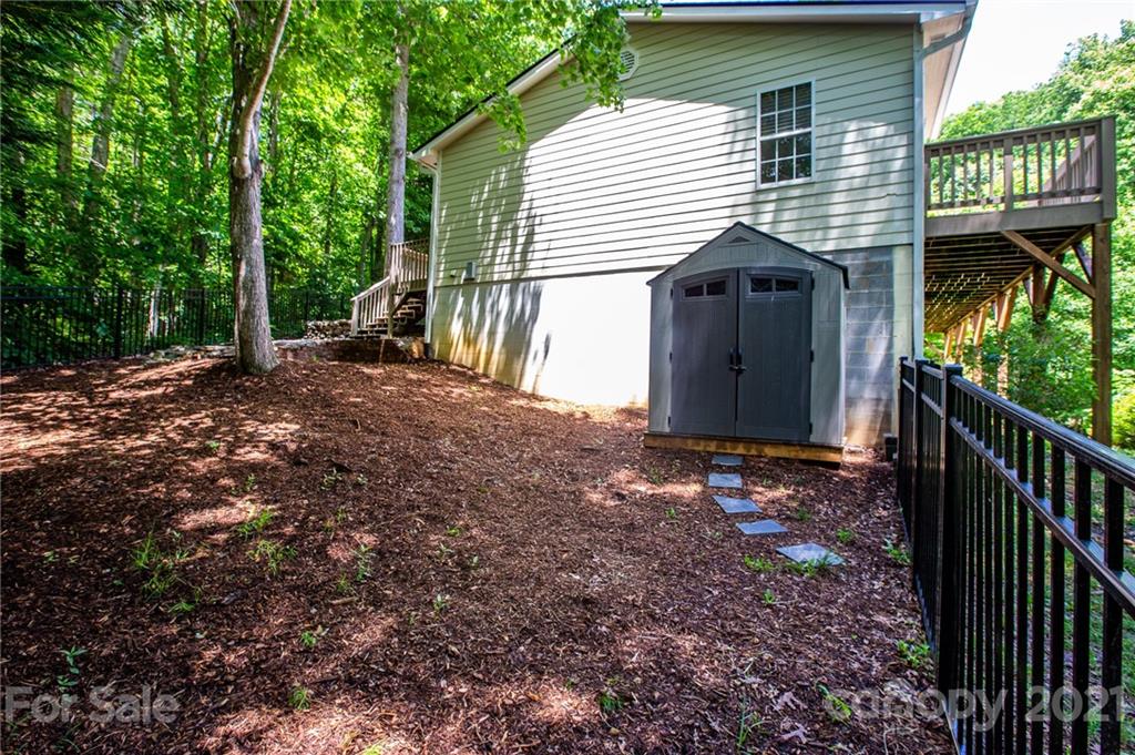 210 Riene Road Swannanoa, NC 28778 - Photo 29 of 37 Gallery Image 29