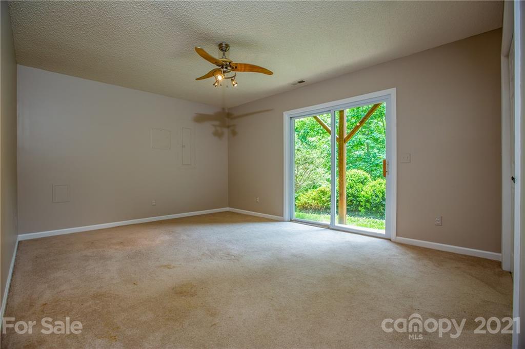 210 Riene Road Swannanoa, NC 28778 - Photo 10 of 37 Gallery Image 10